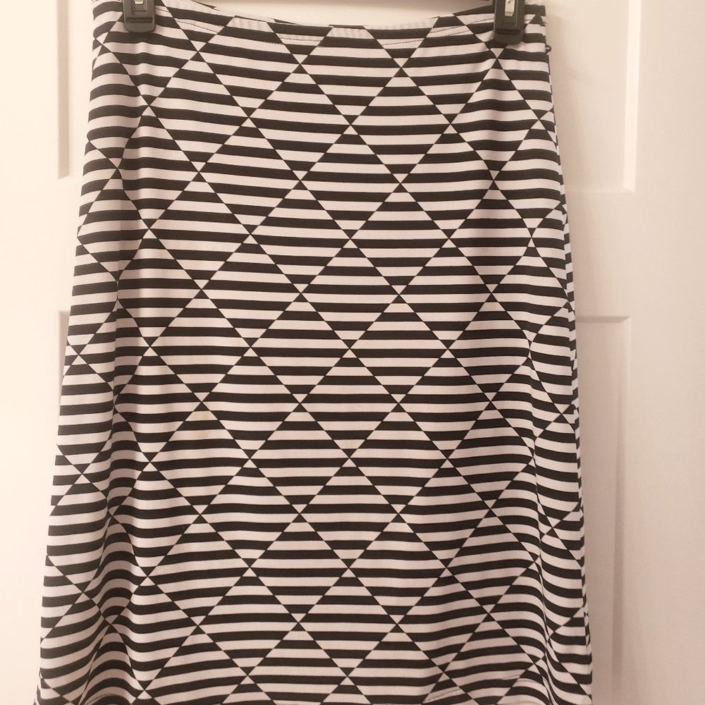 Black and White Geometric Skirt